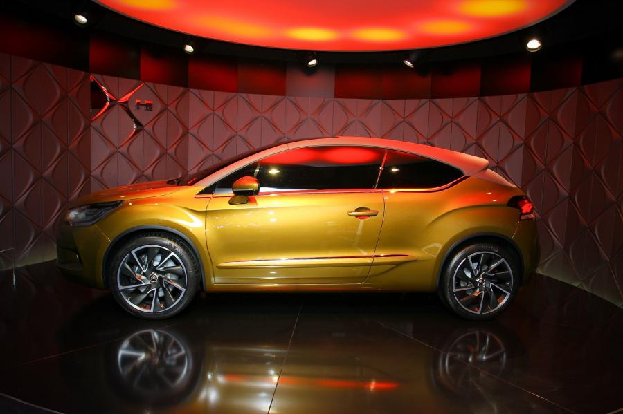  Citroen DS High Rider Concept 2010 года  (фото 26 из 40)